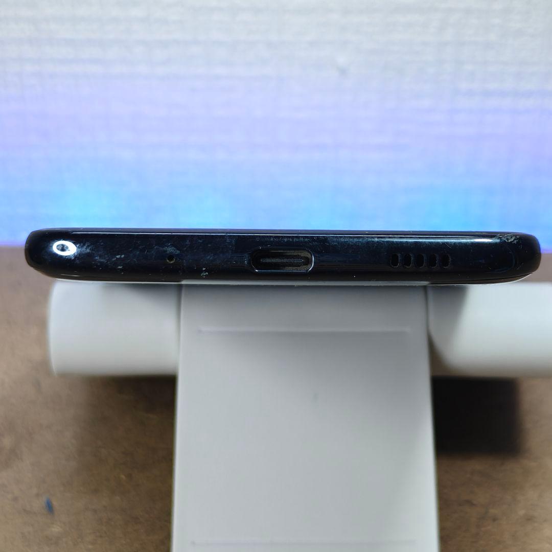 JA572 Samsung Galaxy A30 スマホ本体 SCV43 au