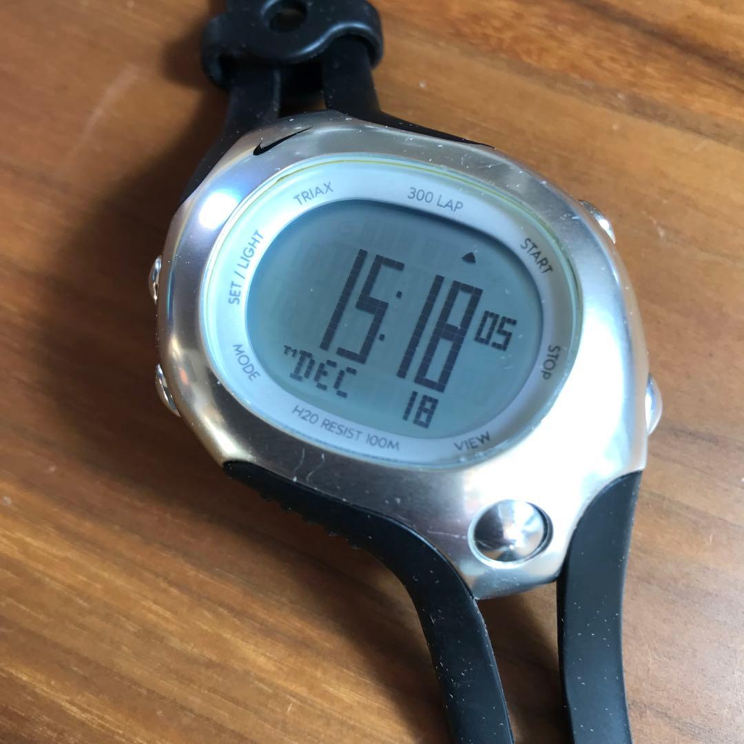 NIKE TRIAX SPEED300 WR0101 メンズ　腕時計