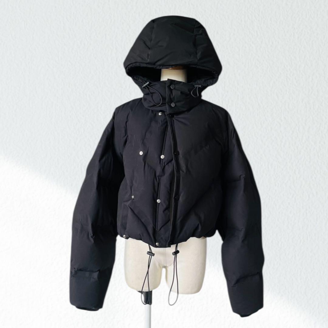 30万 BOTTEGA VENETA ショート ダウン ジャケット コート 黒S
