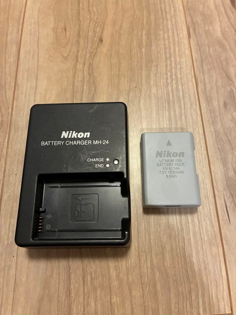 Nikon D5500 一眼レフカメラ カメラバック付き☆値下げ交渉可☆