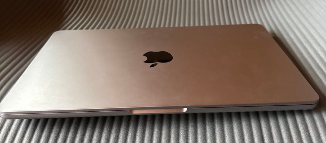 MacBookAir 13インチM3 512GB メモリ8GB スペースグレー