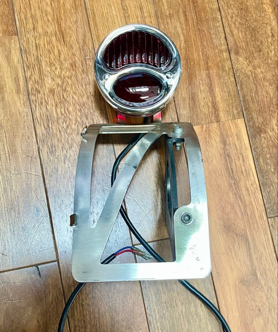 テールランプ　ナンバーサイドマウントキット　DUOLAMP　フォードモデル