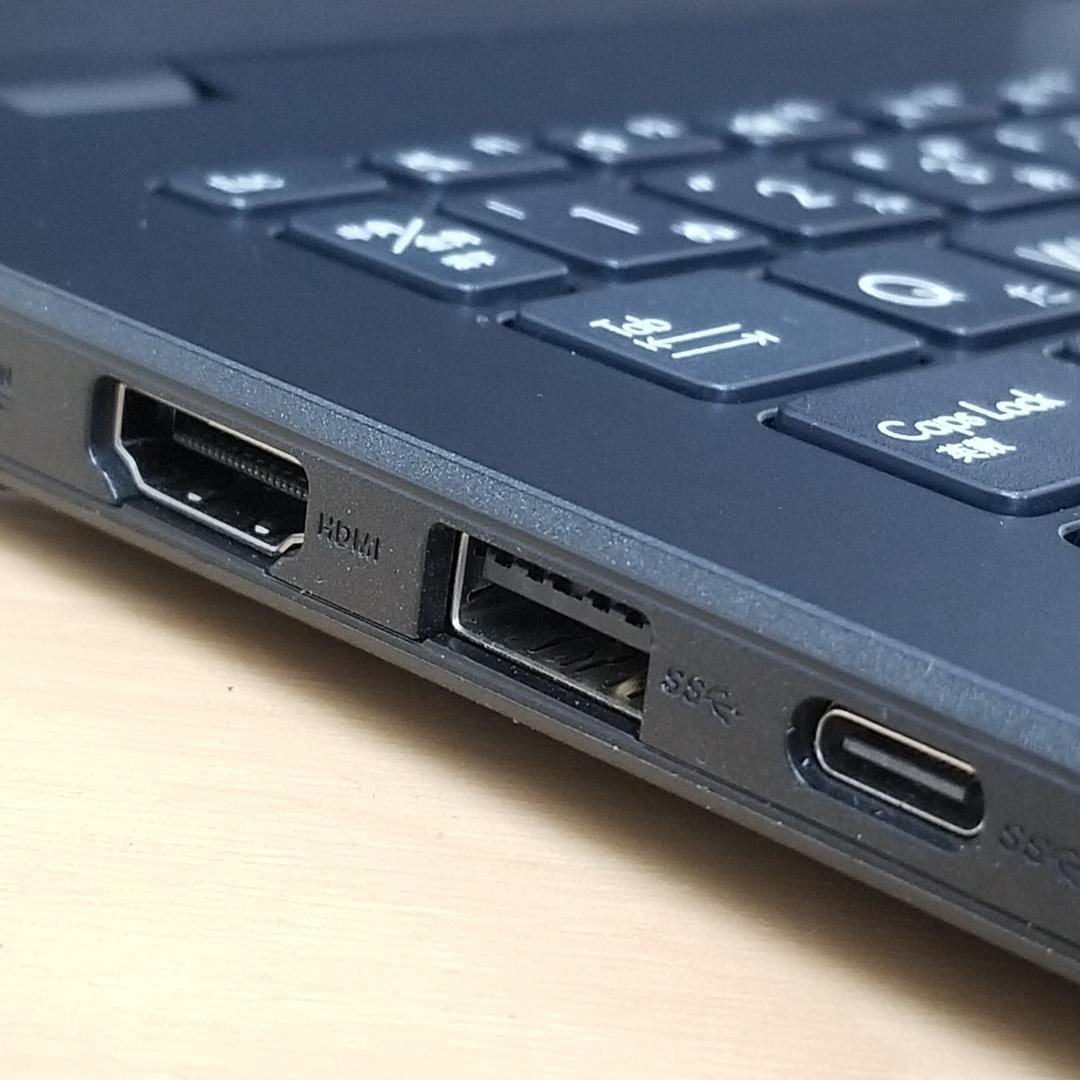 2022年モデル 第９世代 SSD美品ノートPC ASUS (E1158)