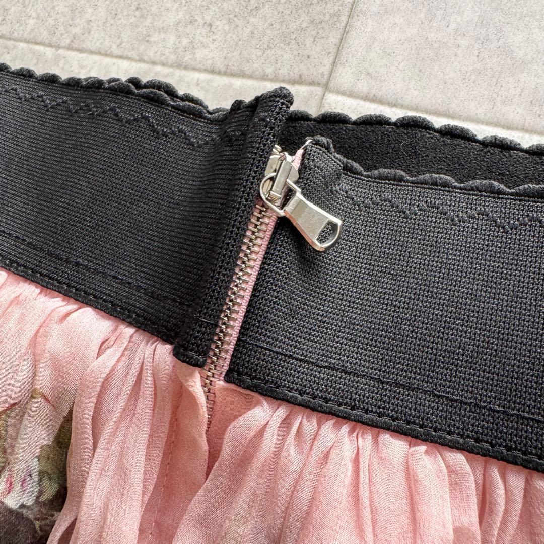 ドルチェアンドガッバーナ スカート　シルク100% 36 ピンク　アニマル　薔薇