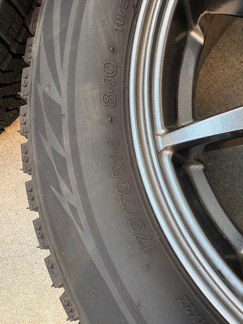 14インチ ホイール スタッドレスタイヤセット