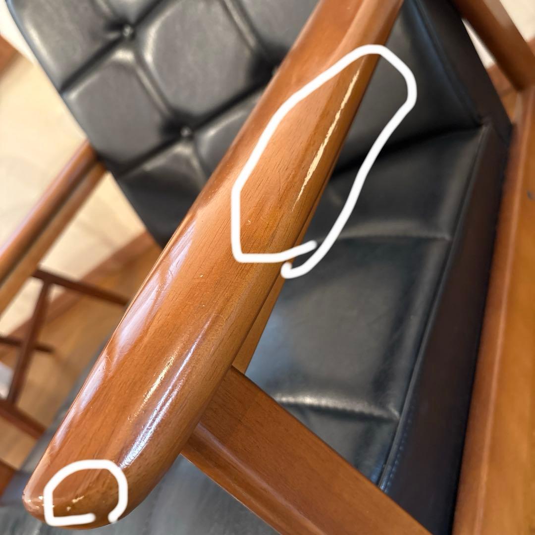 カリモク60 1人掛けソファ 黒②