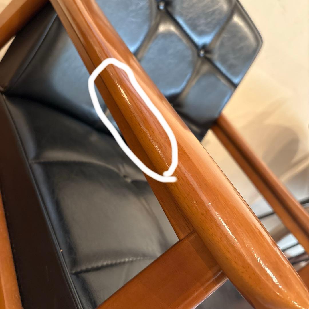 カリモク60 1人掛けソファ 黒②