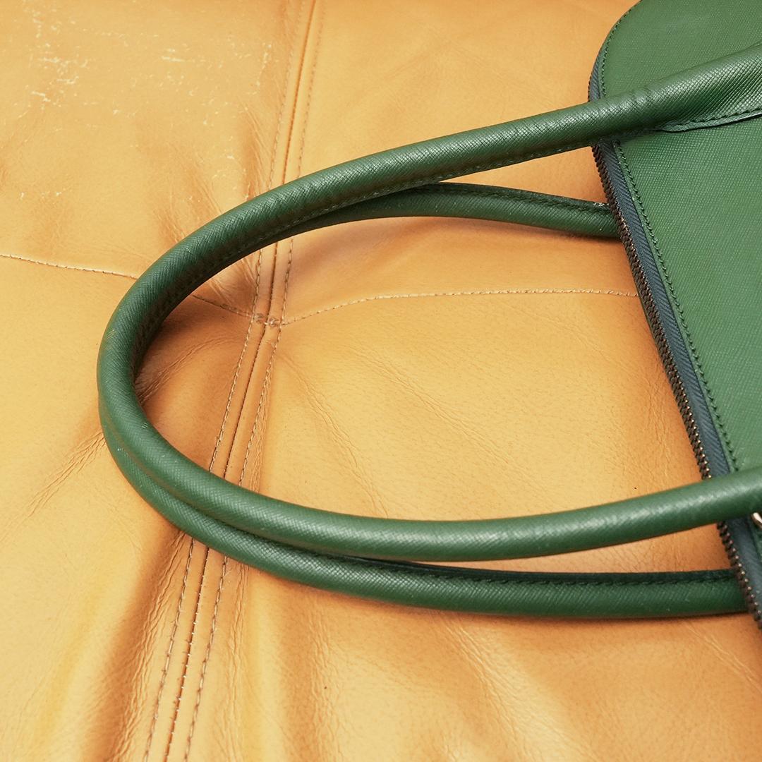 MADE IN ITALY　FOXEY　ハンドバッグ　グリーン　マカロン