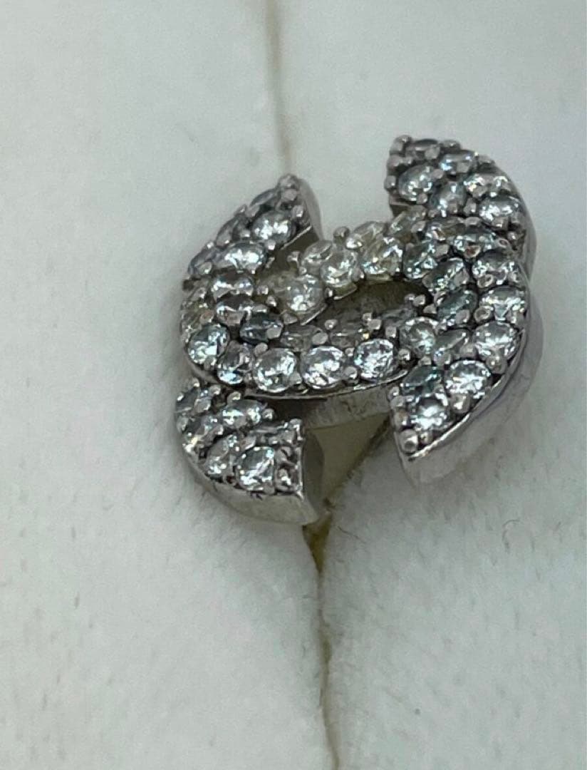 シャネル　ラインストーン　ピアス 片耳のみ