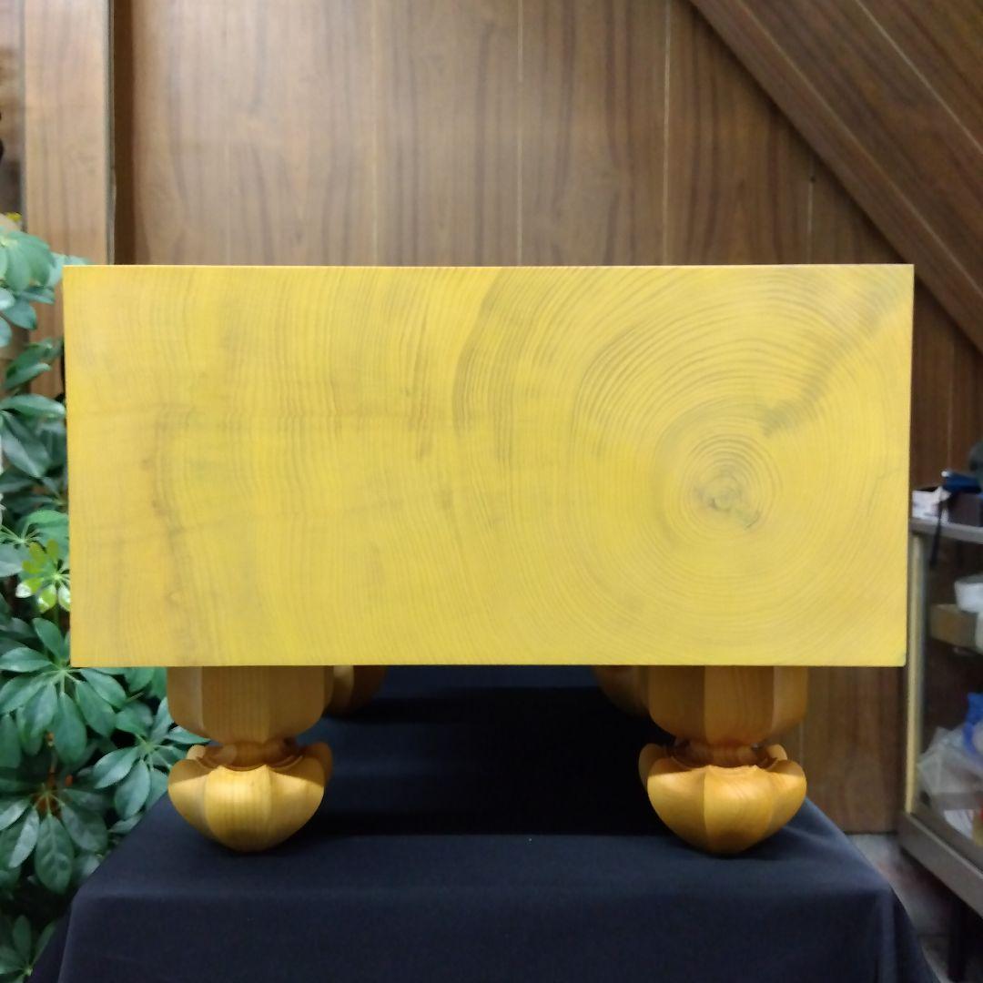 【国産　本榧７寸碁盤（6寸6分5厘）　芯持ち】