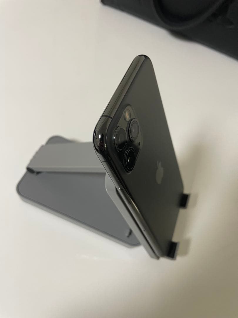 即購入可iPhone 11 Pro 64GB SIMフリー　おまけ付き