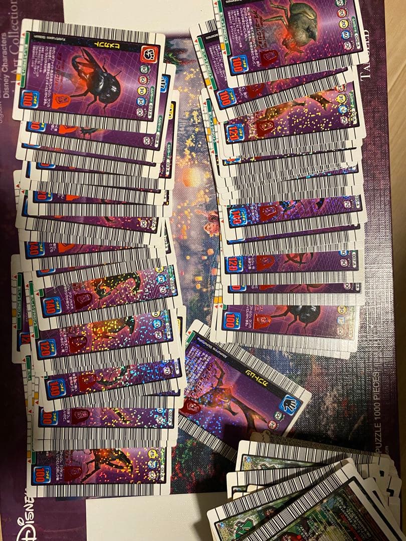 巻*様 最終値下げ！ムシキング420枚まとめ売り　キラ303枚　その他117枚ノ