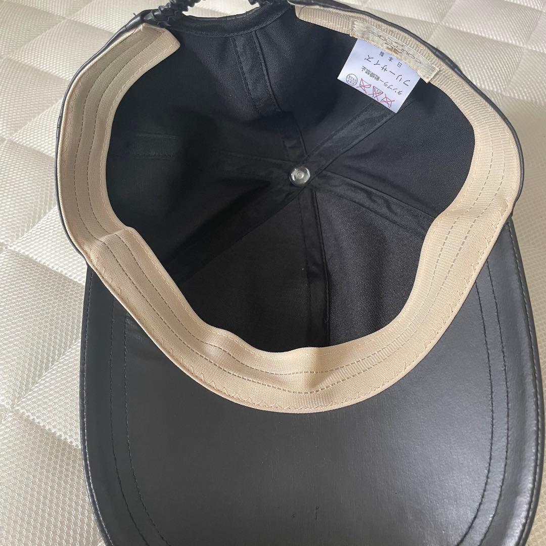 Courreges クレージュ 黒 刺繍ラメロゴキャップ