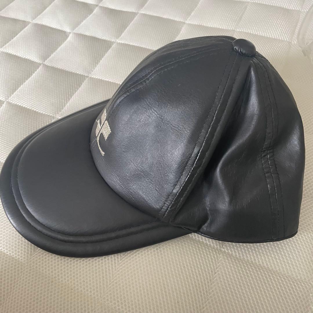 Courreges クレージュ 黒 刺繍ラメロゴキャップ