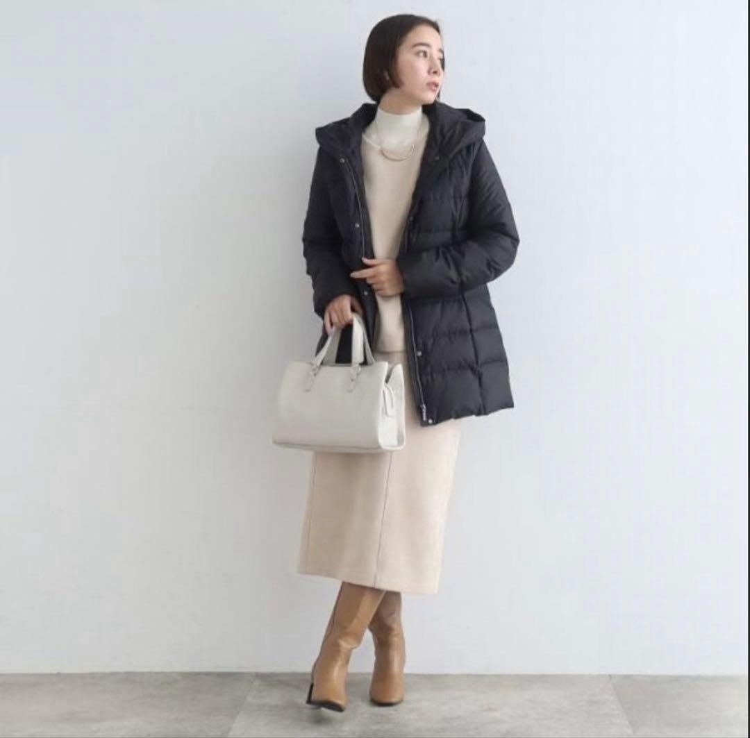 と*ん様 INDIVI シャンブレーフーテッドミドルダウン