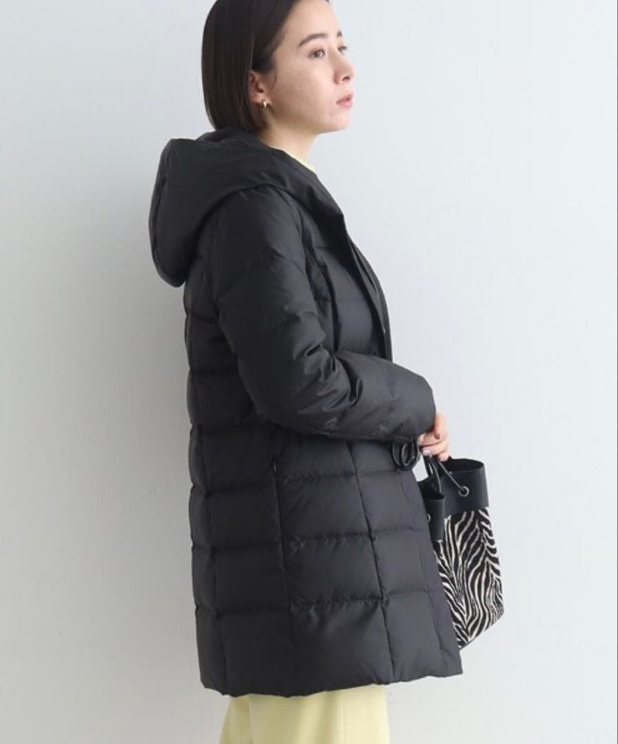 と*ん様 INDIVI シャンブレーフーテッドミドルダウン