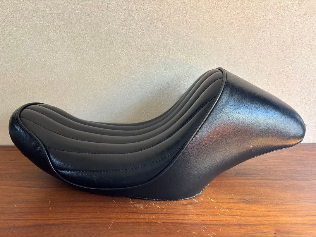 スポーツスター シート(ホットドック)