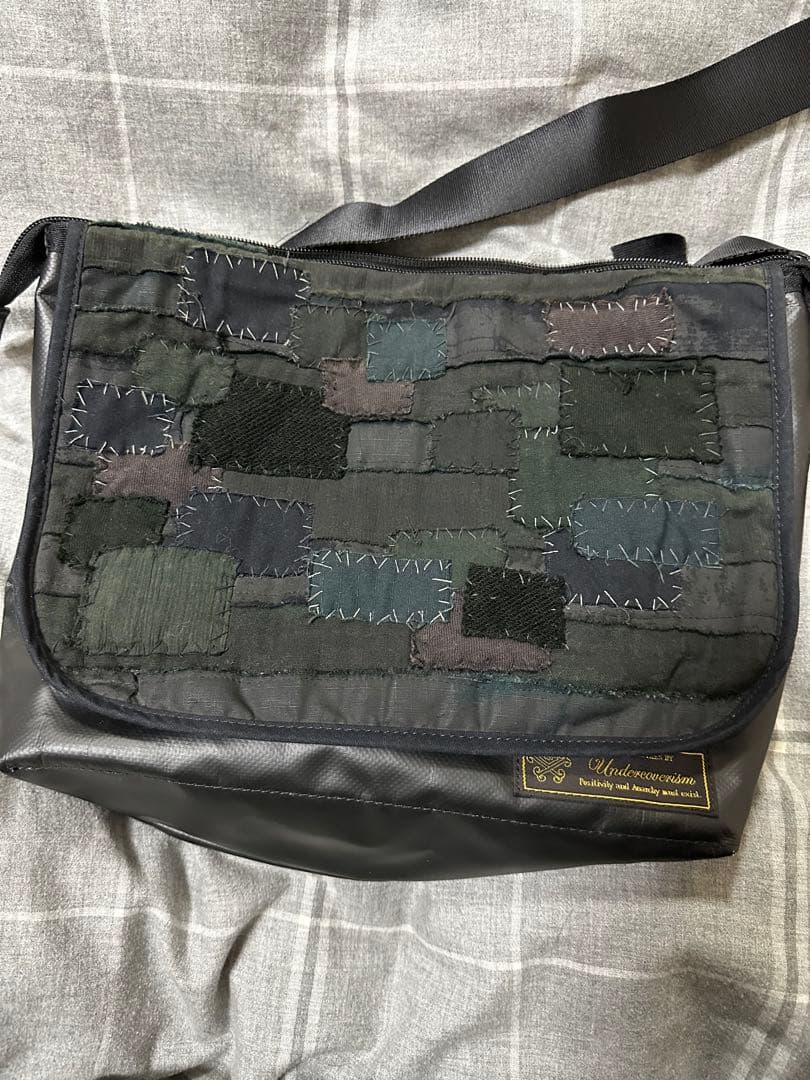 【極美品】アンダーカバー SCAB復刻瘡蓋メッセンジャーバッグ