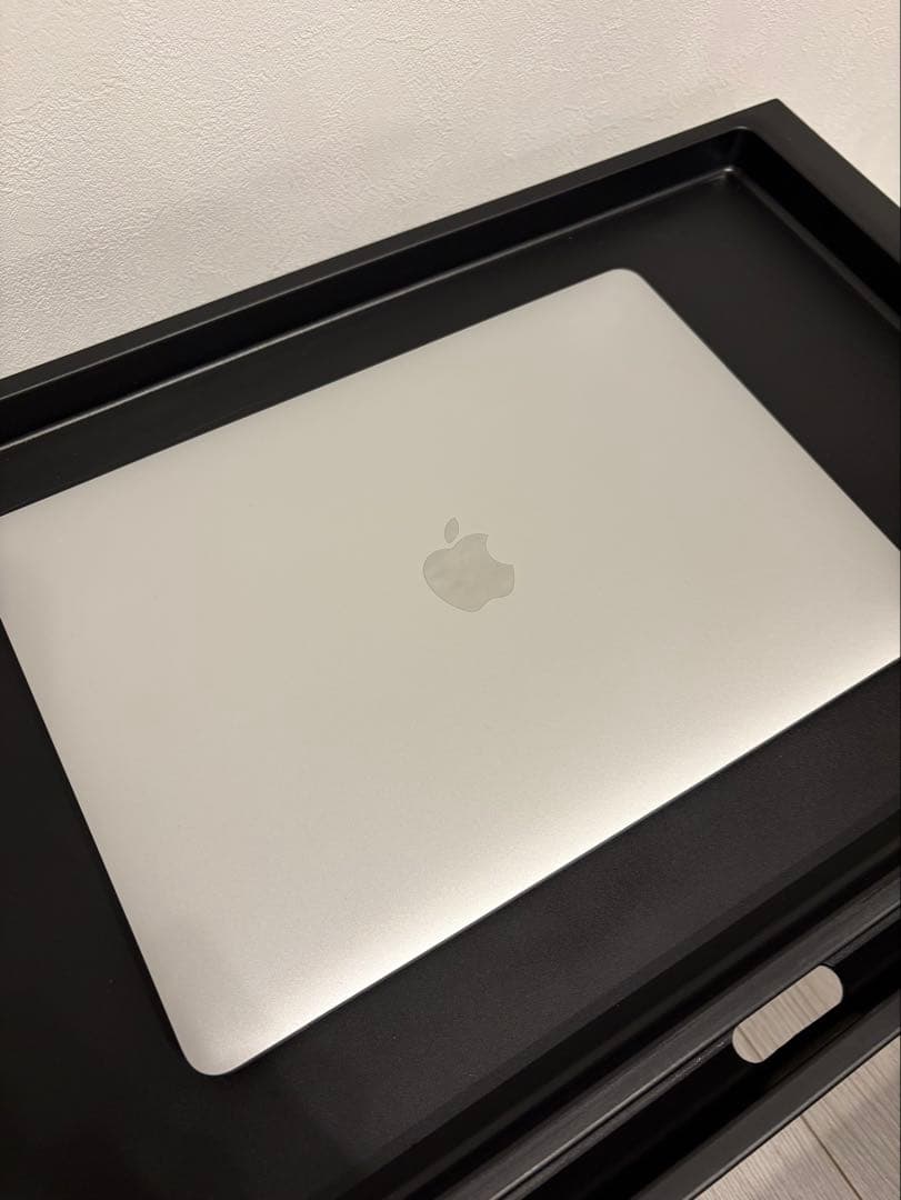本日SALE！【美品】MacBook Air 2020年モデル　M1 256GB