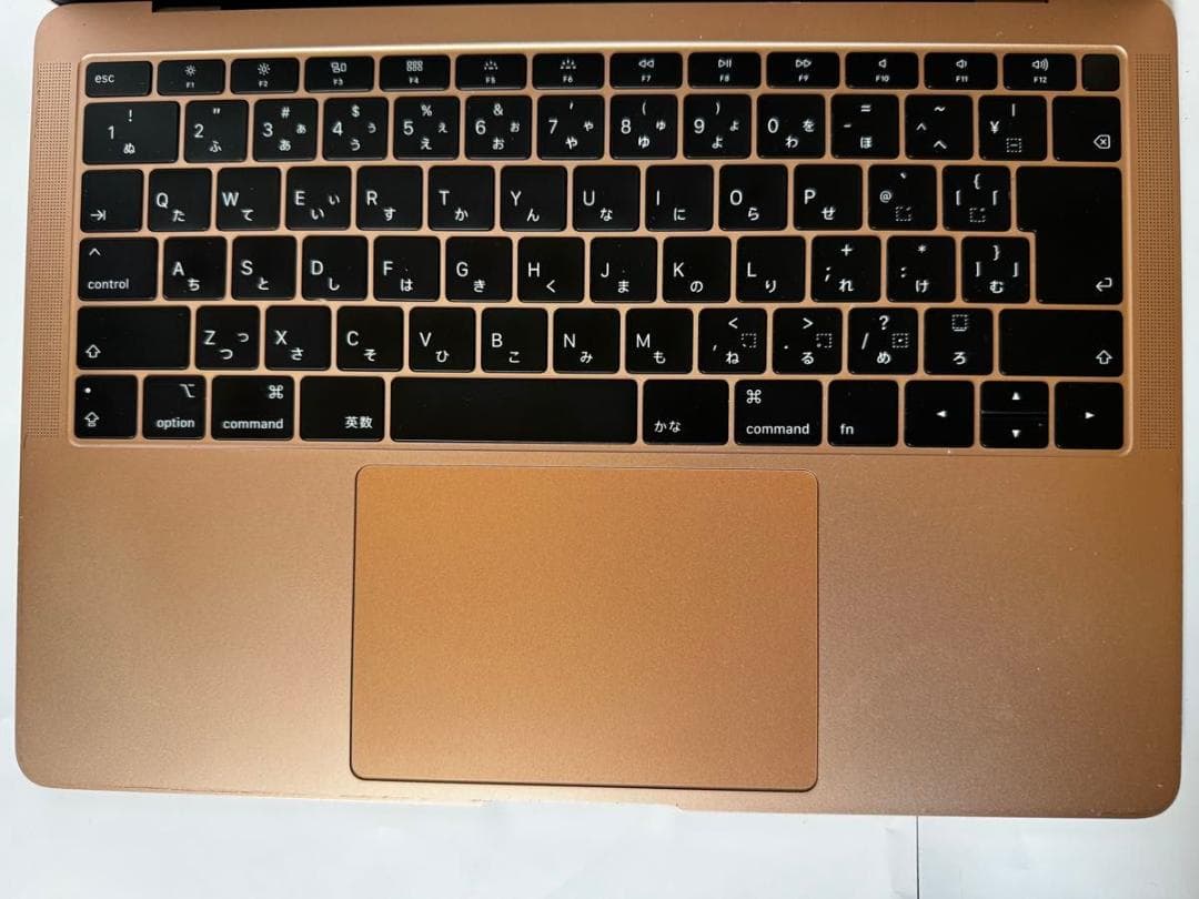 MacBook Air (Retina, 13-inch, 2019) ゴールド