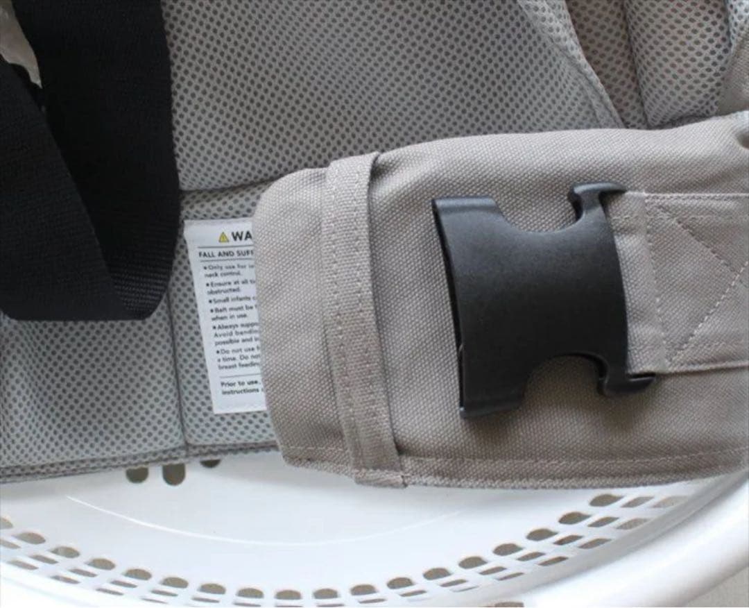 美品 キューズベリー NICO 抱っこおんぶ紐　オールメッシュ グレー 日本製