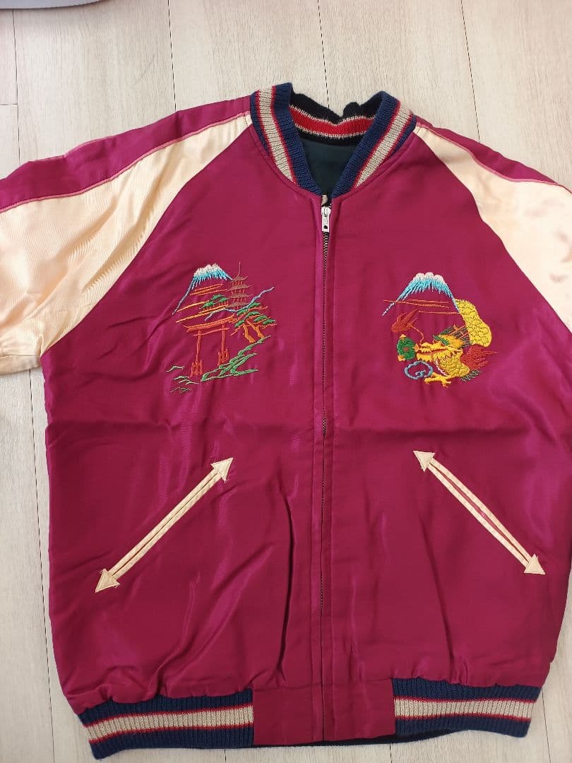 東洋エンタープライズ　スカジャン　鷹×日本地図