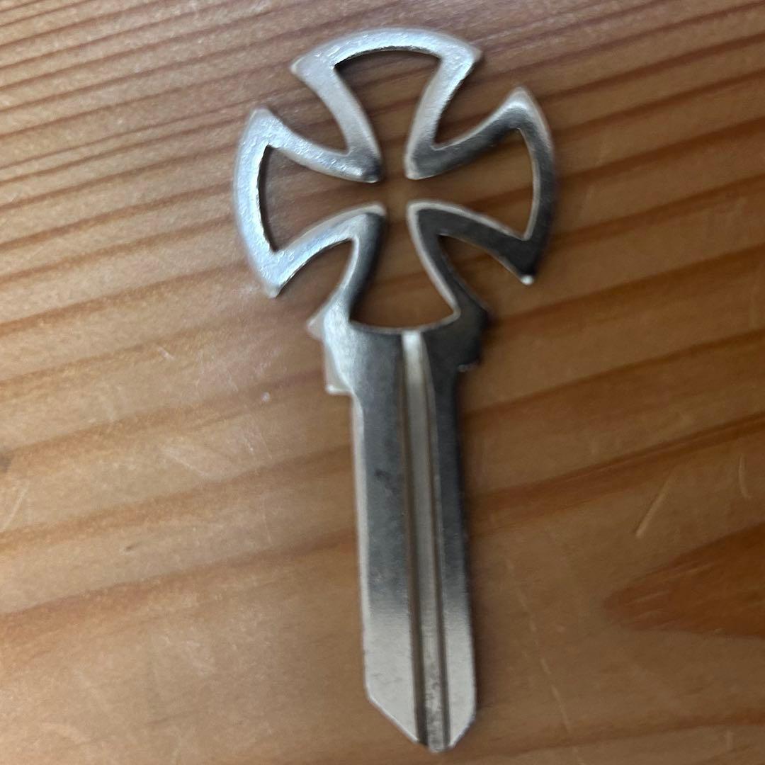 INDEPENDENT 鍵 キー　インディペンデント