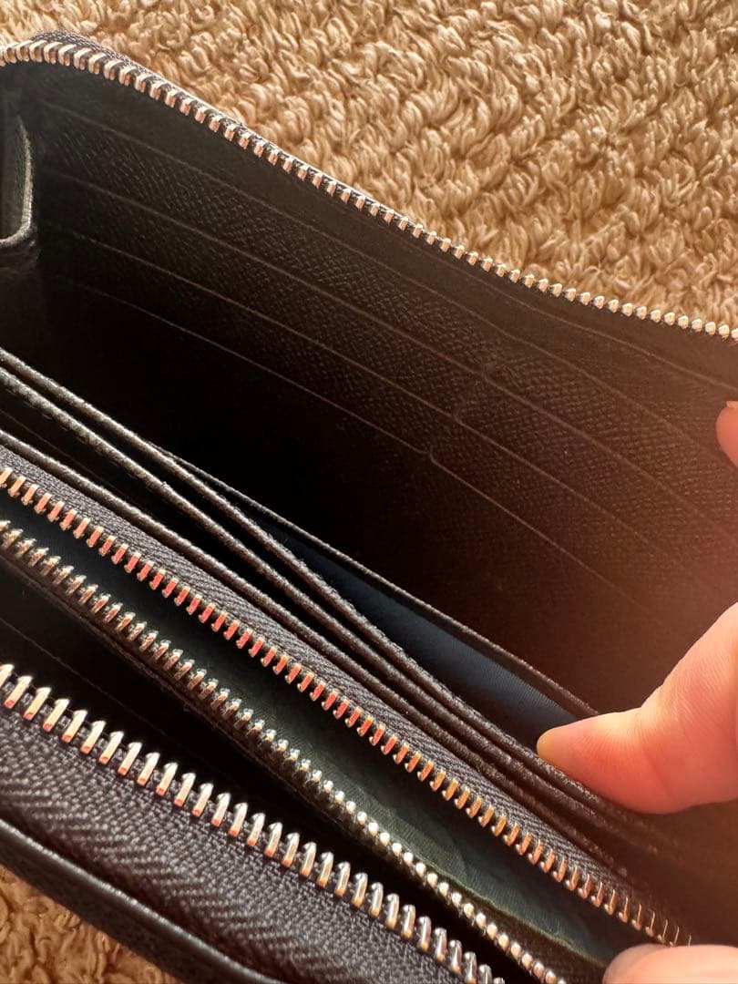 BVLGARIブルガリ 長財布　サークルロゴ ラウンドファフナー ブラック