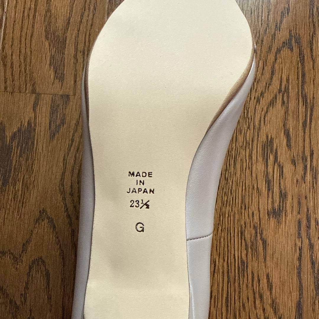 新品　ダイアナ　DIANA グレージュ　パンプス　チェーン　23.5cm