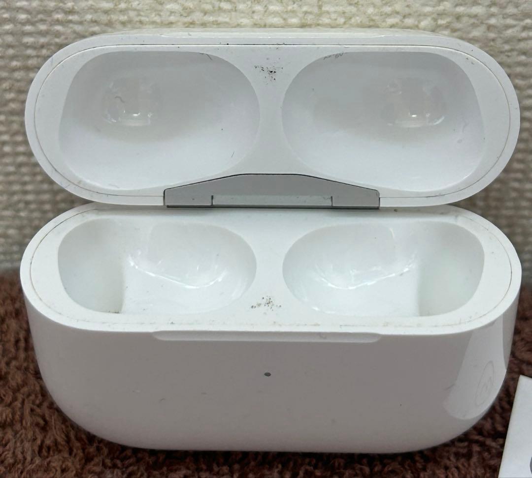 AirPods Pro 中古品　ワイヤレスイヤホン