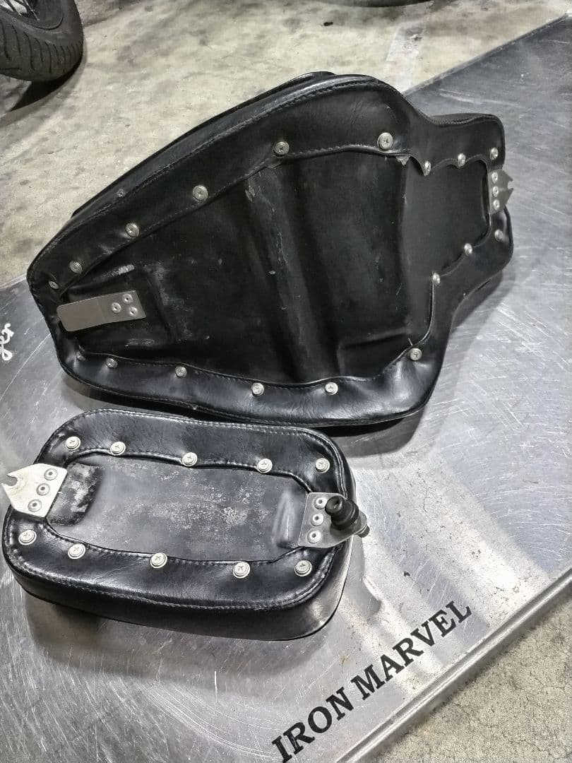 ハーレー　ソロシート