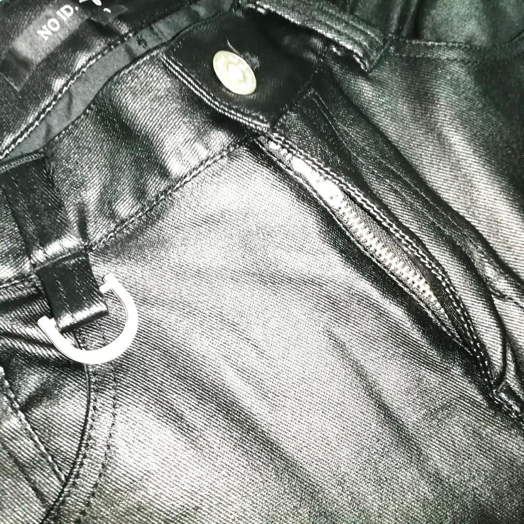 no id black コーティングストレッチベルテッドスキニー