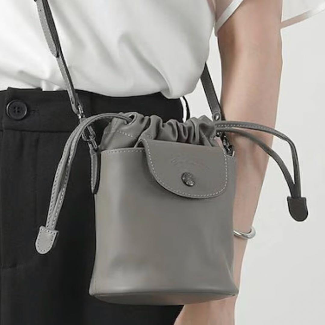 【新品】ロンシャン ル プリアージュ エクストラ XS バケットバッググレー