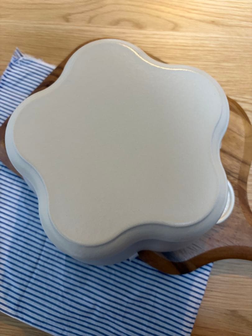 Le Creuset ルクルーゼ　ココット・フルール ホワイト　白　20