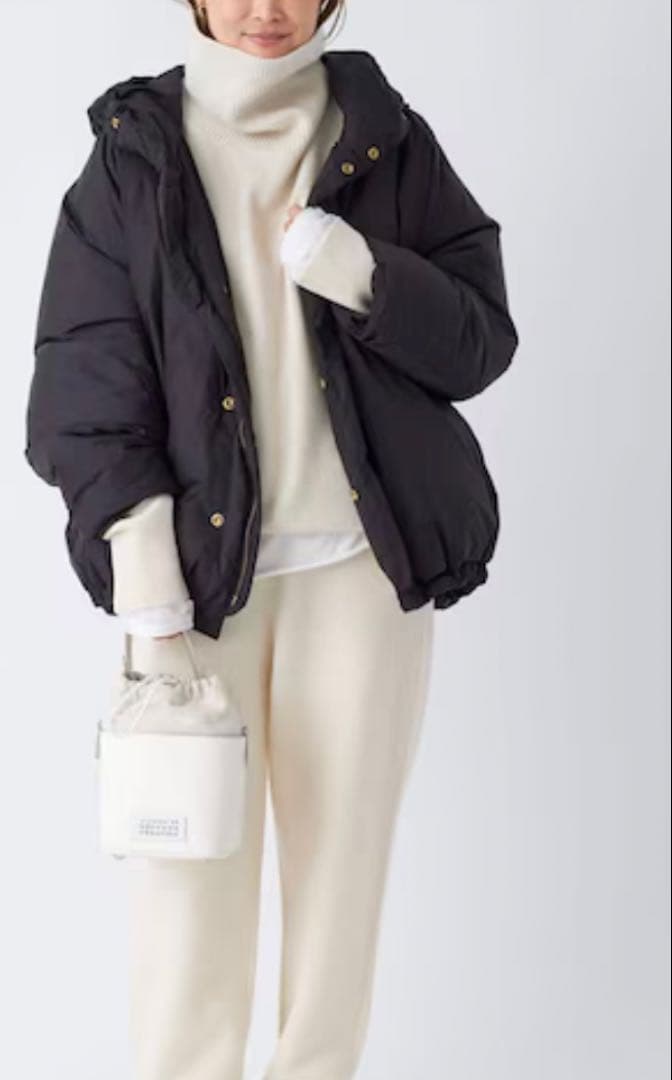 交渉中新品ドゥーズィエムクラス latestミドルゲージタートルニット白