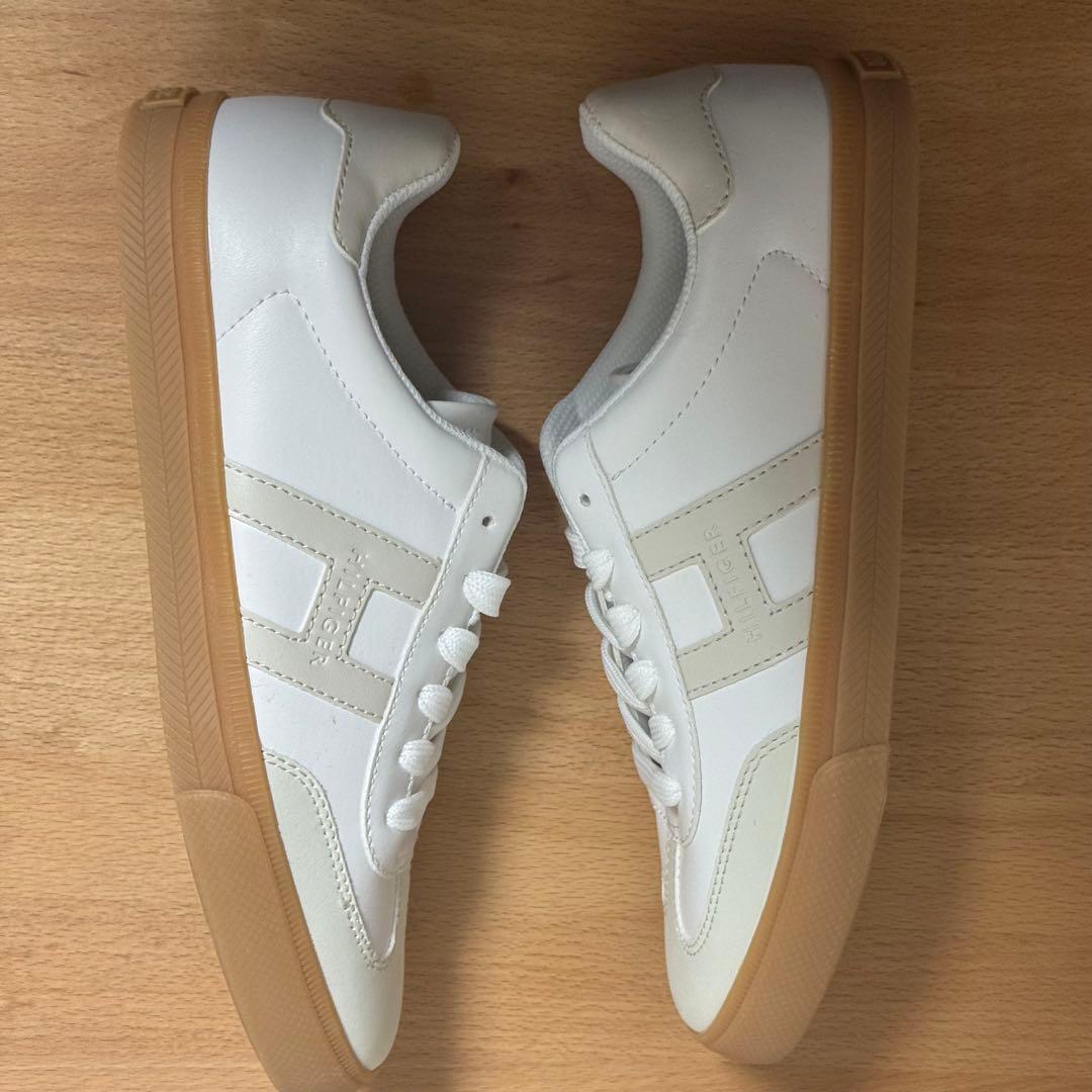 トミーヒルフィガー スニーカー Lexeih ホワイト メンズ レディース