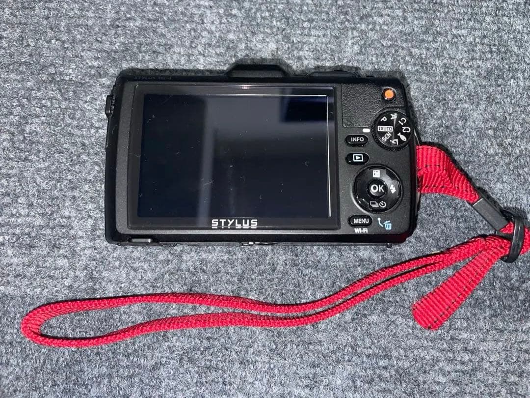 Olympus Tough デジタルカメラ tg-4