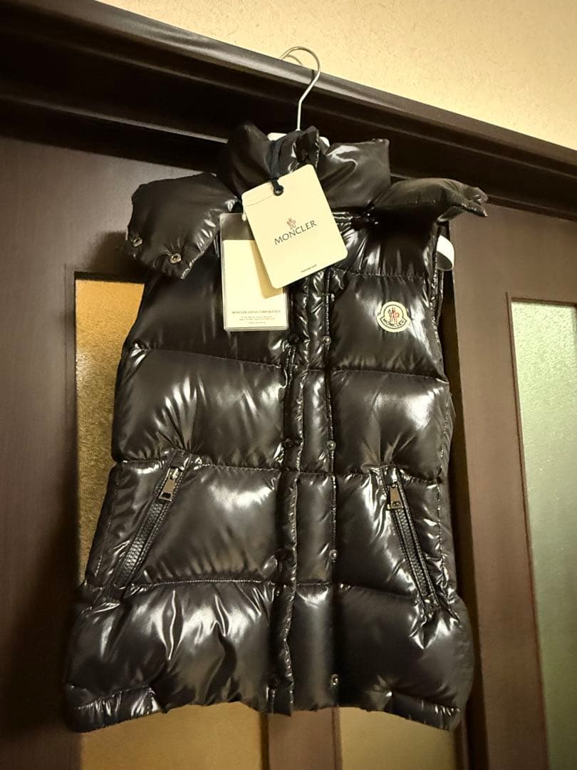 Moncler （モンクレール）　ダウンベスト