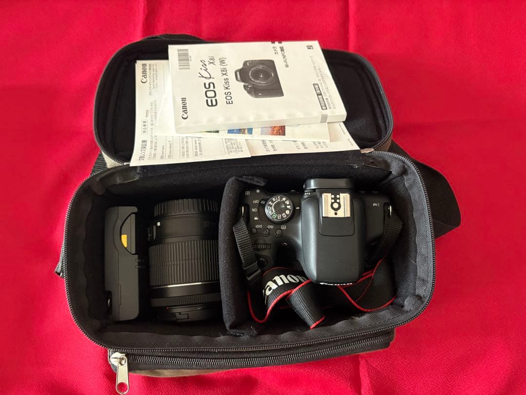 Canon EOS Kiss X8i18-55IS STM レンズキット極美品