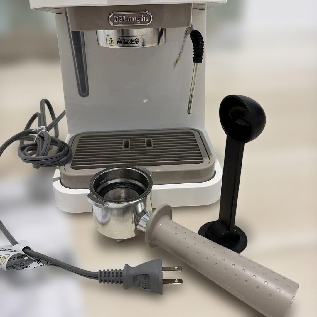 美品　De'Longhiエスプレッソメーカー スティローザ EC235J
