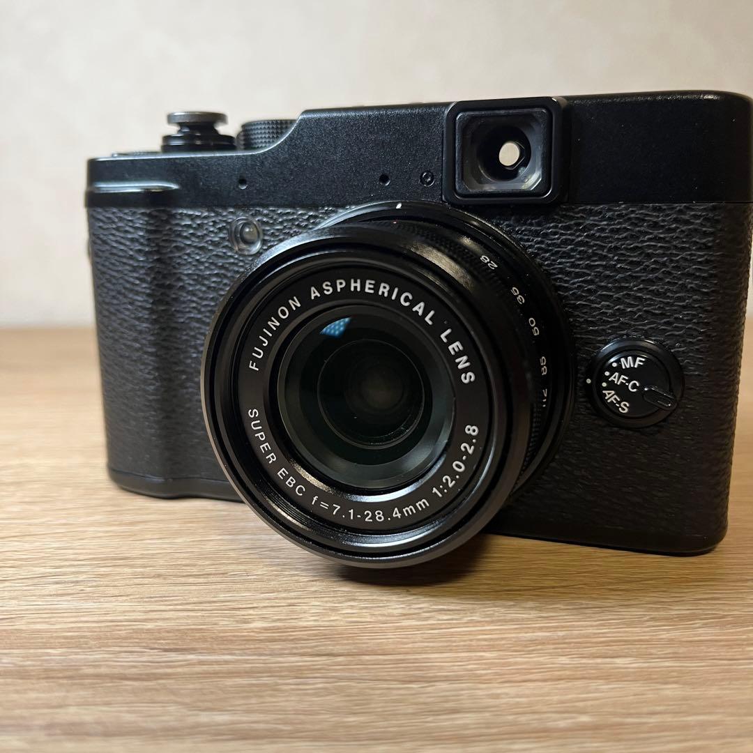 【美品】FUJIFILM X10