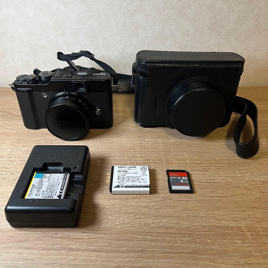 【美品】FUJIFILM X10