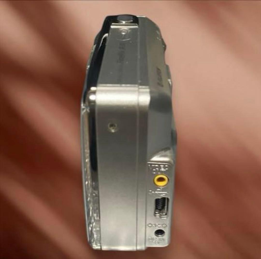 美品【FUJIFILM】FinePix A500/コンデジ乾電池駆動/付属品多数