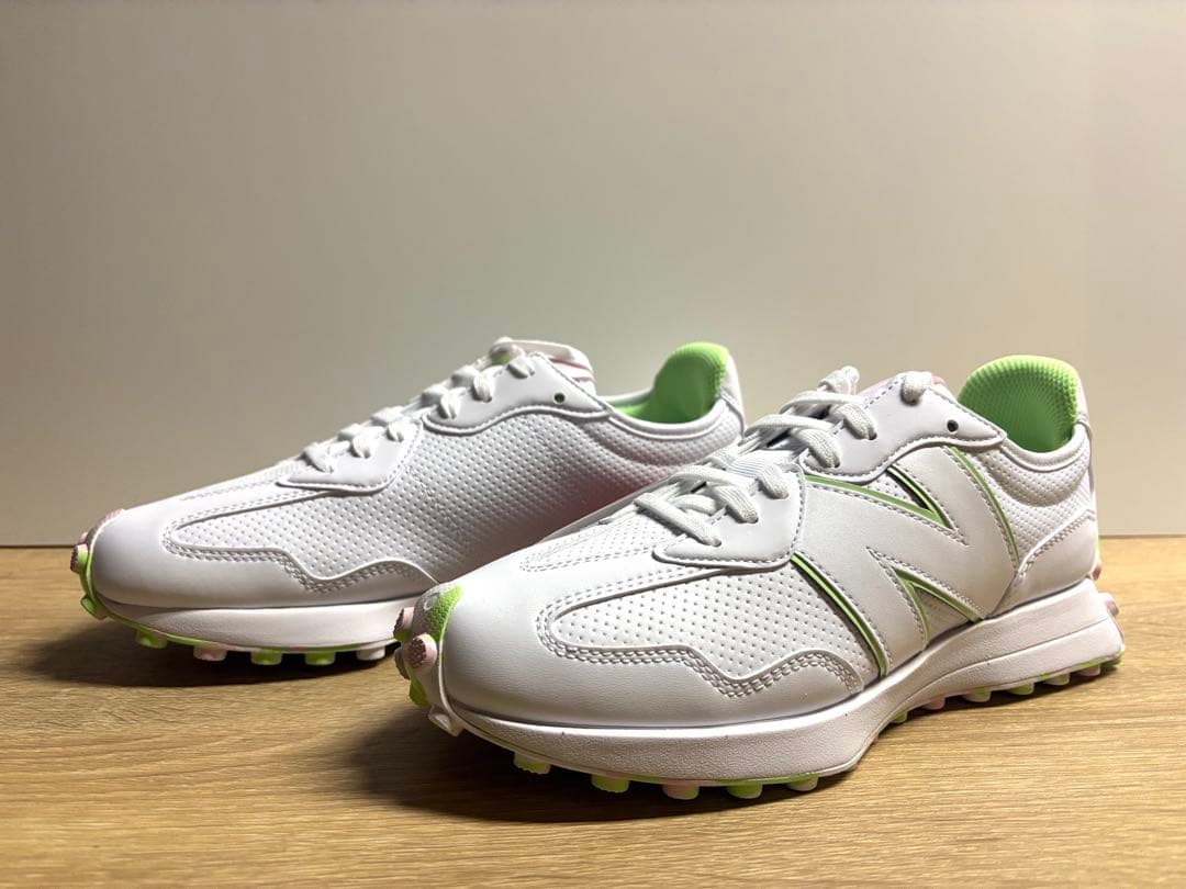 未使用 24.5cm D ニューバランスゴルフシューズ WGS327WMホワイト