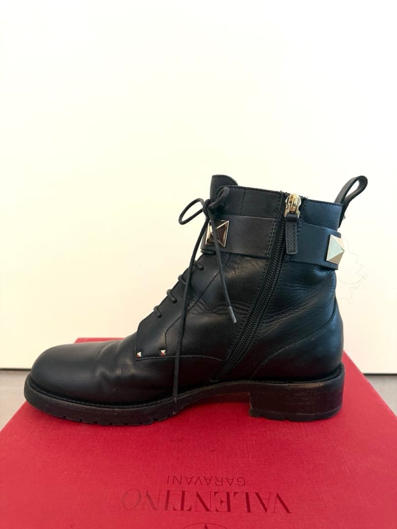 【美品】ヴァレンティノ ショートブーツ