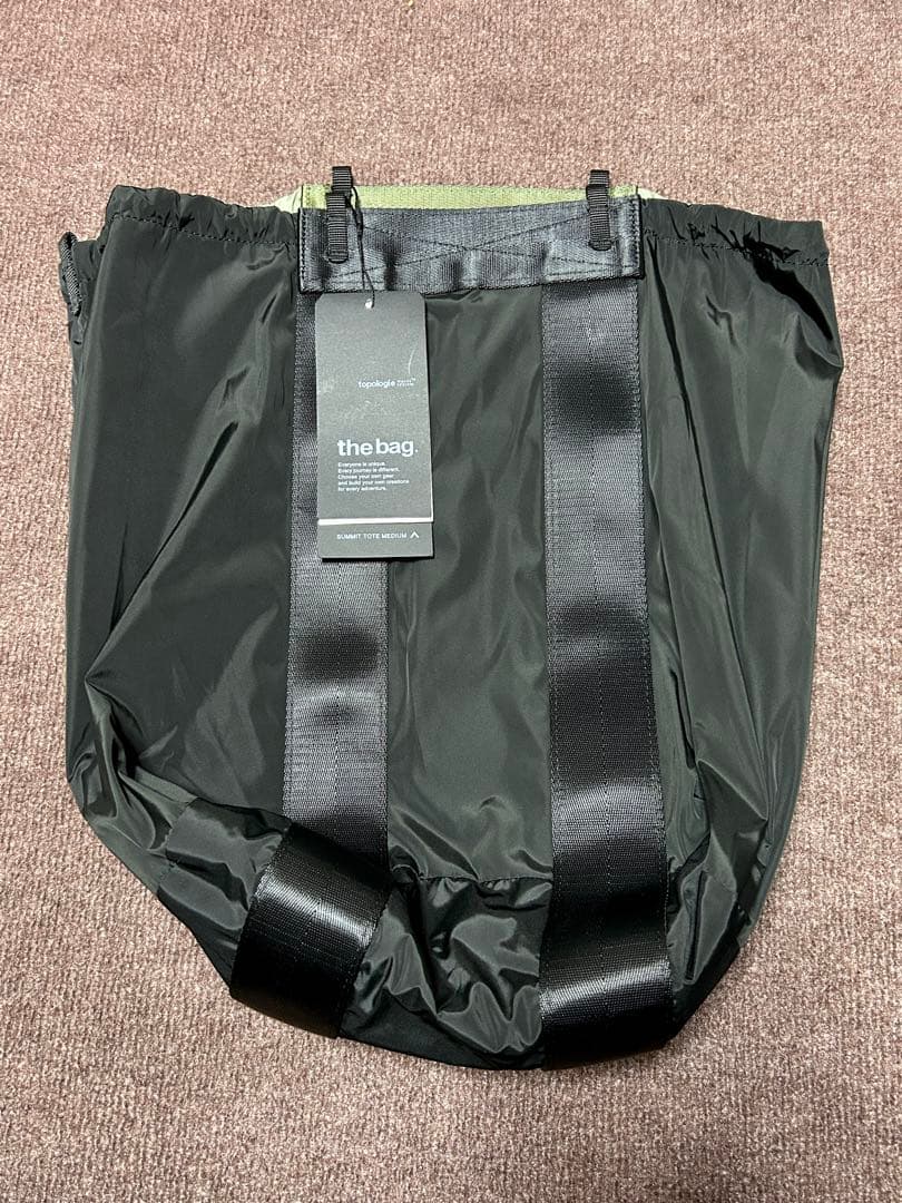 topology サミットトート（ミディアム）　ブラック&グリーン