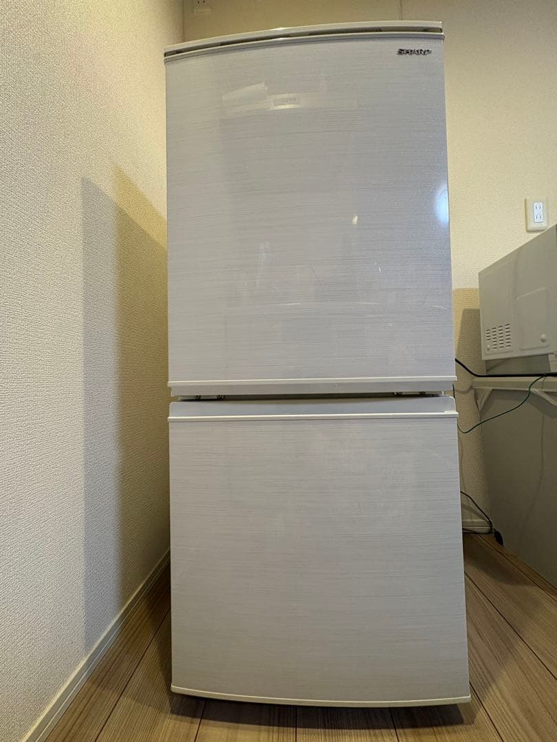 【引取限定】2020年製 SHARP 冷蔵庫 SJ-D14F-W 137L