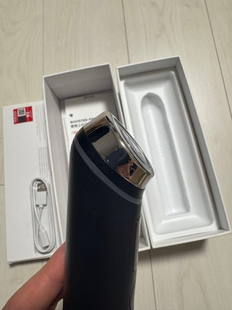 【MEDICUBE（メディキューブ）】の最新美顔器「ブースタープロ」