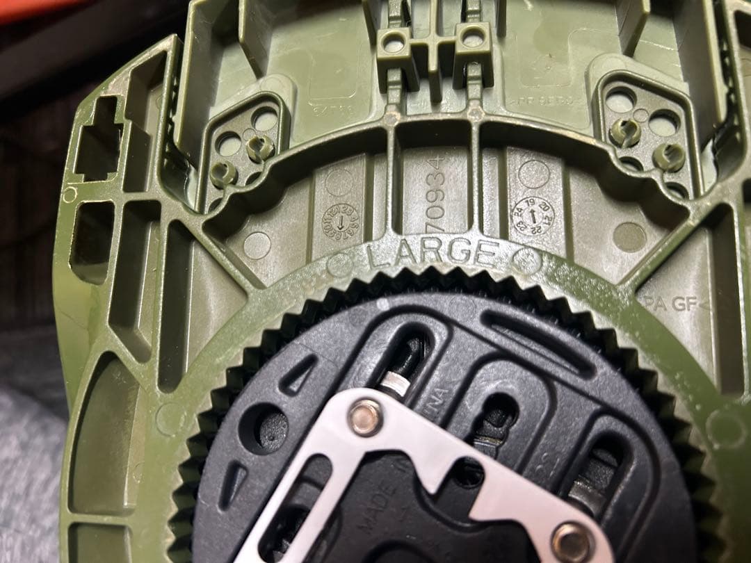 Salomon rhythm サイズＬ　オリーブグリーン