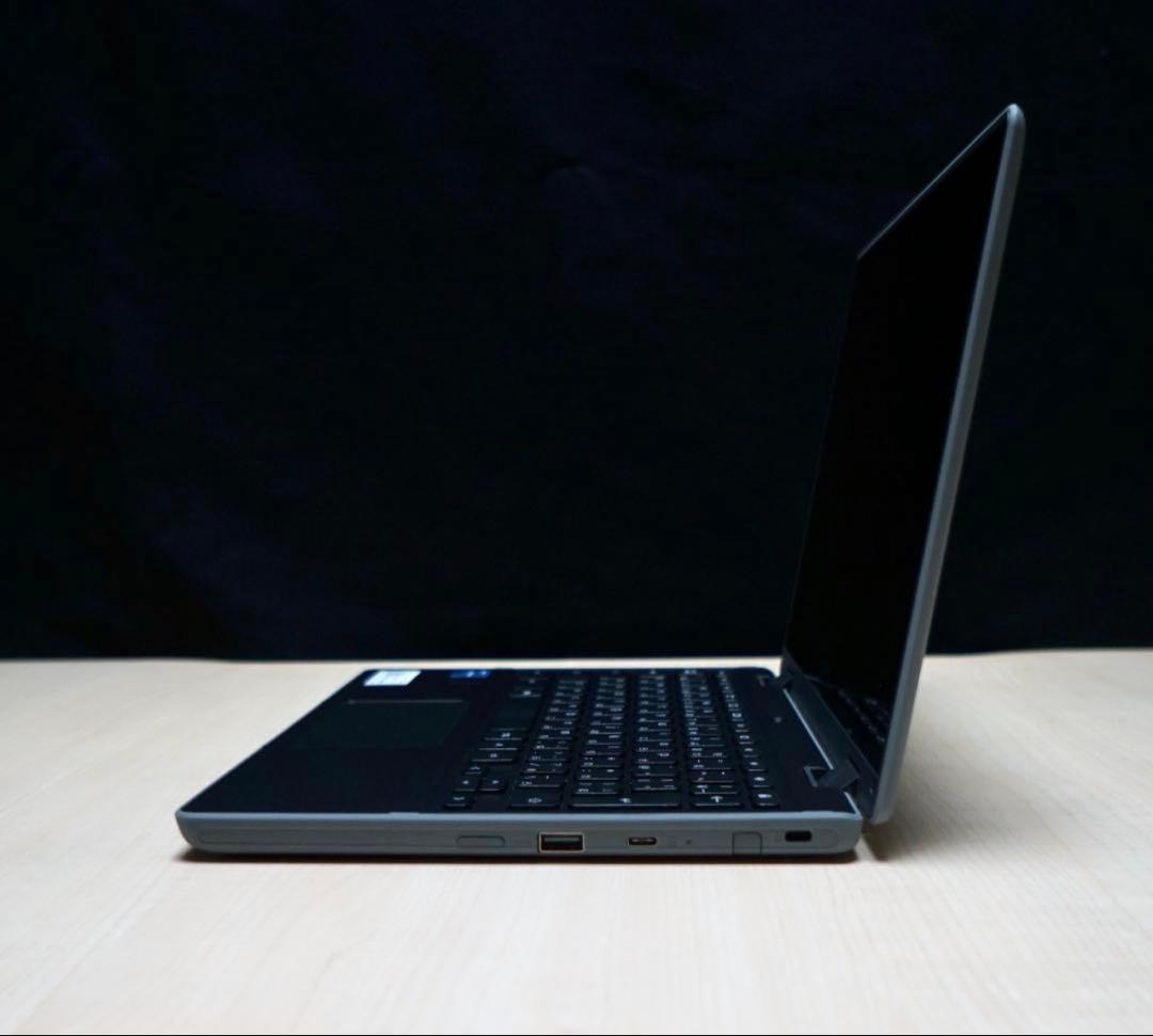 【美品】ASUS製　chrome book CR1100FK